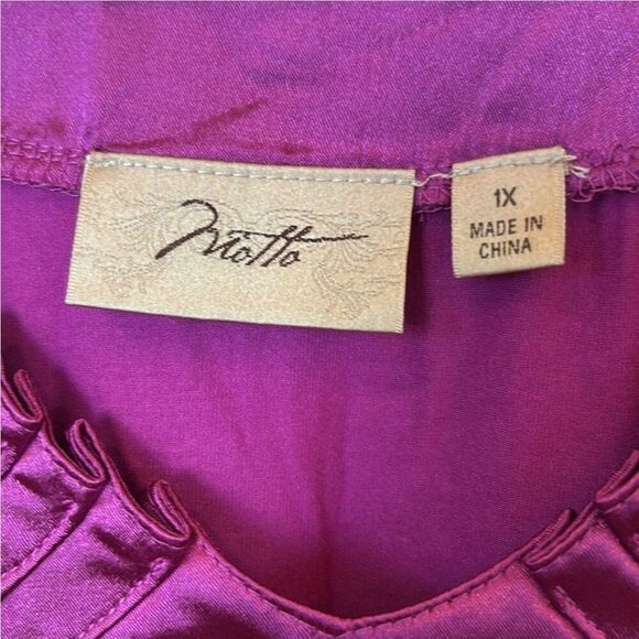 Niotto Pleated V-Neck Blouse Fuscia Long Sleeve Rayon Top Womens Plus Size 1X - Picture 3 of 4